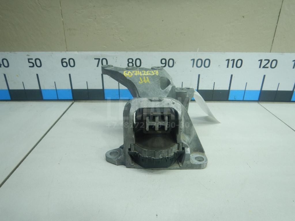 Опора двигателя правая 112104BB0B Nissan