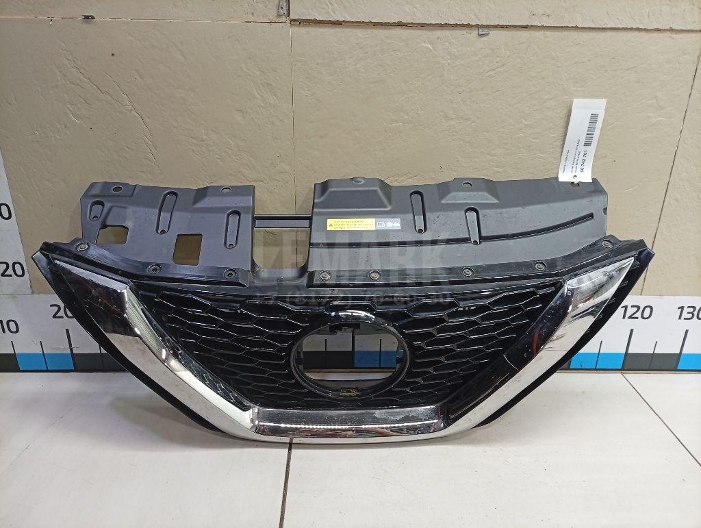 Решетка радиатора 62310HV32D Nissan