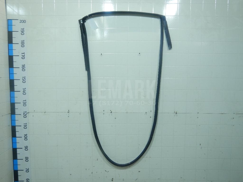 Уплотнитель двери 82830HV00A Nissan