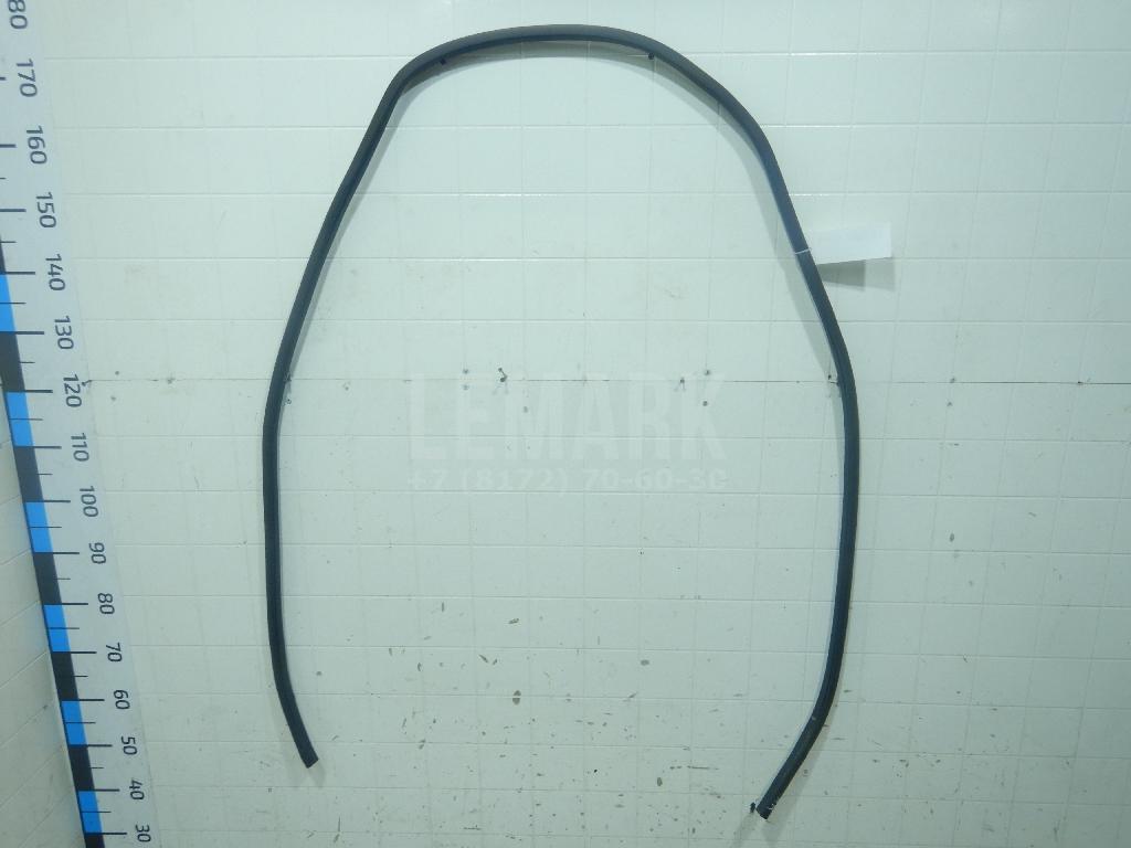 Уплотнитель двери 76923HL00A Nissan