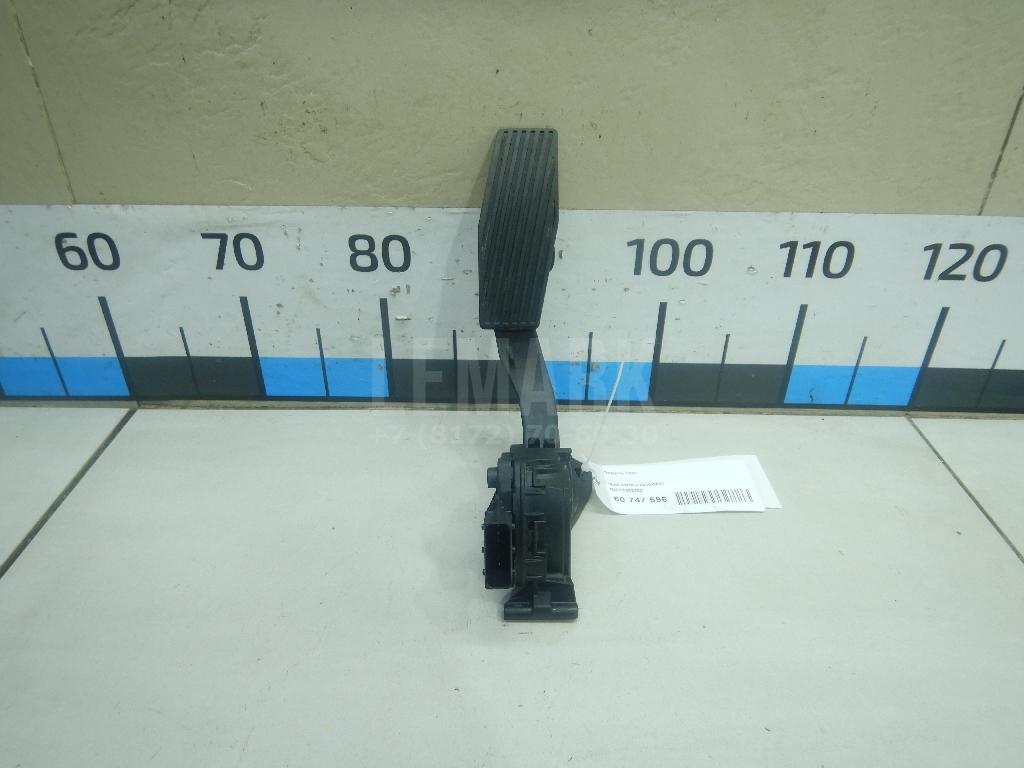 Педаль газа 13252702 GM
