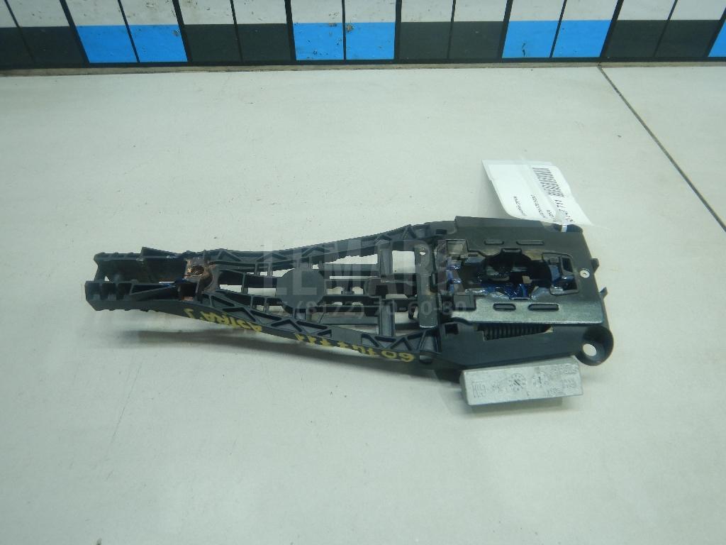 Кронштейн ручки 138174 GM