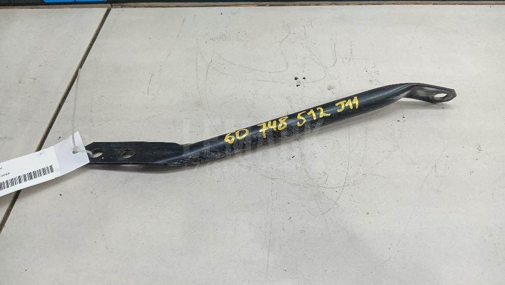 Кронштейн задней балки 55495JE20A Nissan