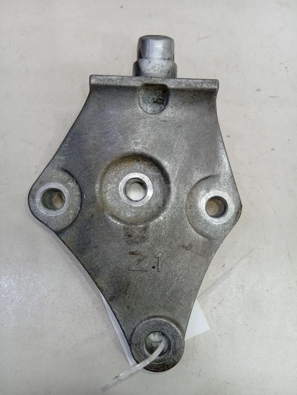 Кронштейн двигателя левый 112534BB0A Nissan