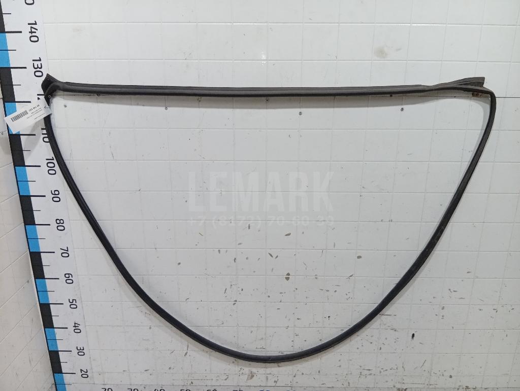 Уплотнитель двери 80831HV00B Nissan