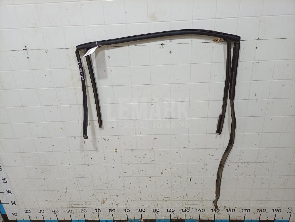 Уплотнитель стекла двери 3B5839431ABB41 VAG