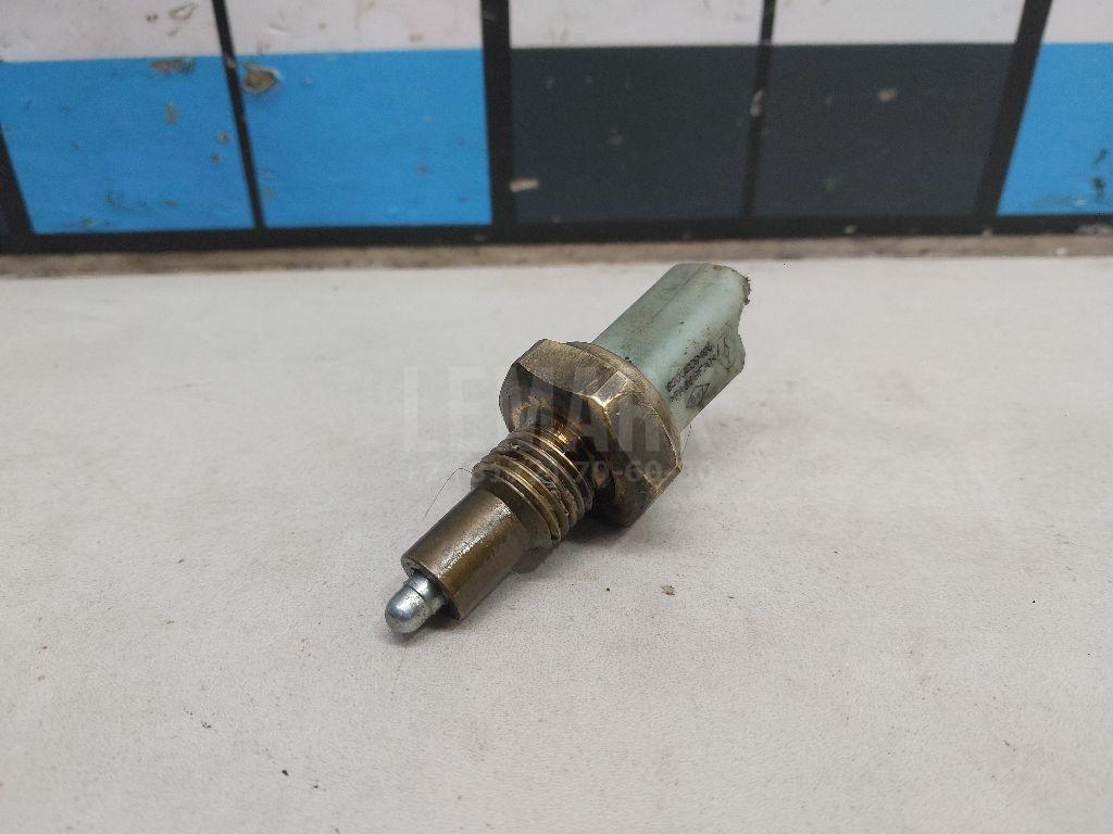 Датчик включения заднего хода 8200209496 Renault