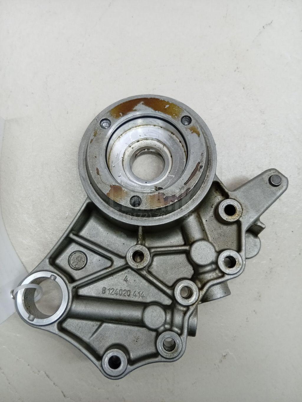 Крышка распредвала 06H103144F VAG