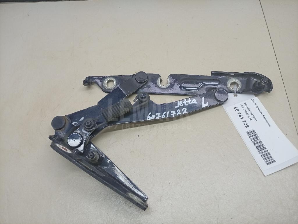 Петля крышки багажника 1K5827301A VAG