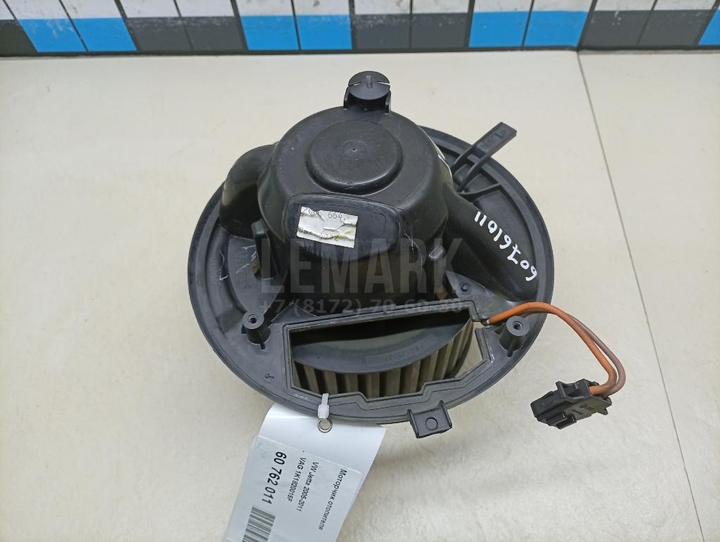 Моторчик отопителя 1K1820015F VAG