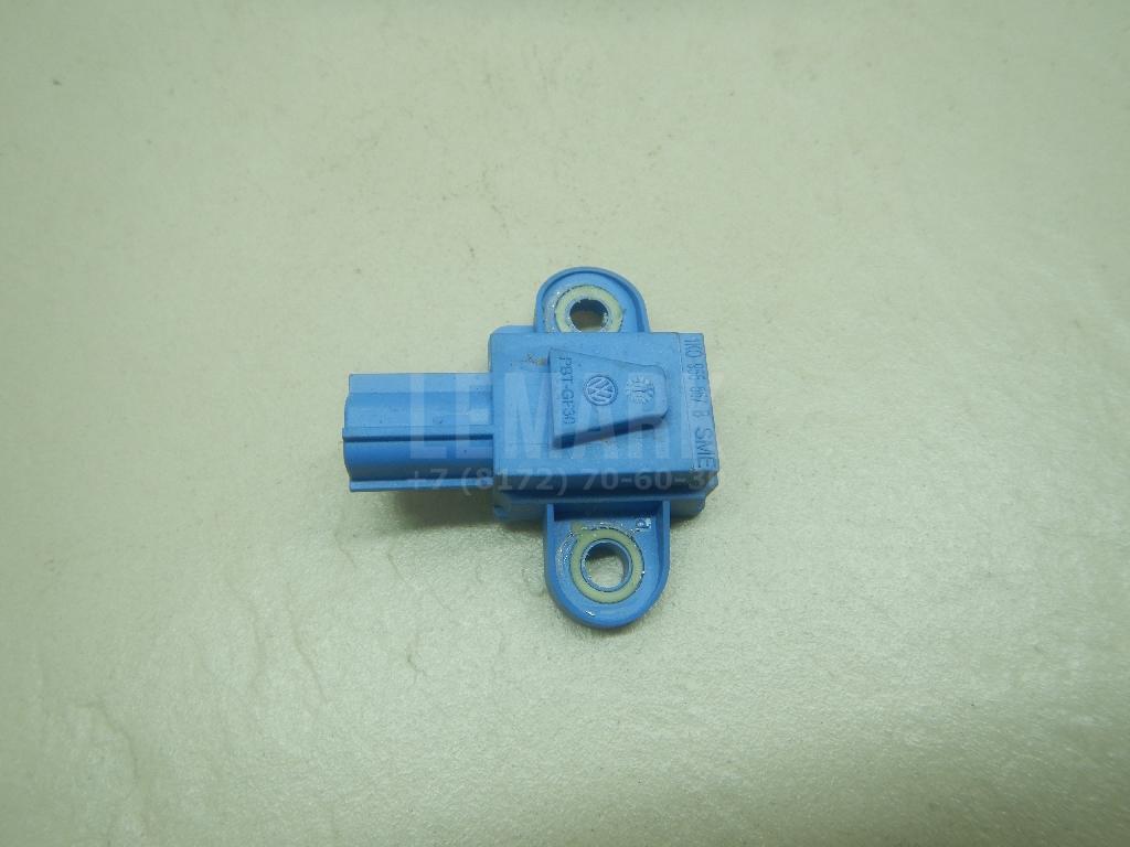 Датчик AIR BAG 1K0955557B VAG