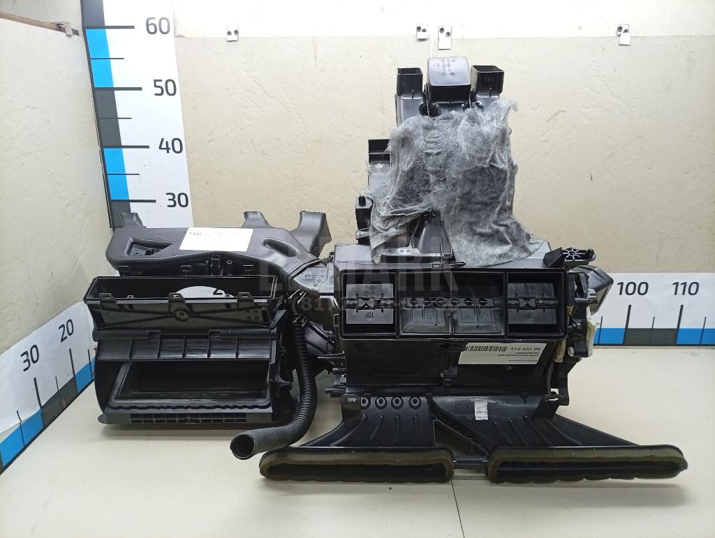 Корпус отопителя 5Q1820007C VAG