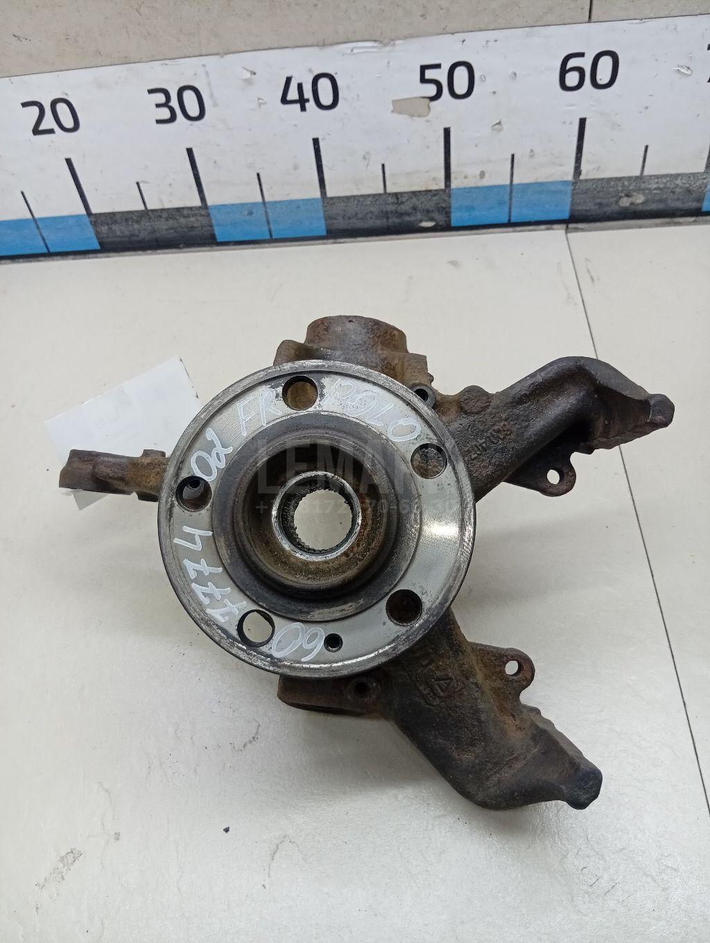 Кулак поворотный передний правый 6Q0407256AC VAG