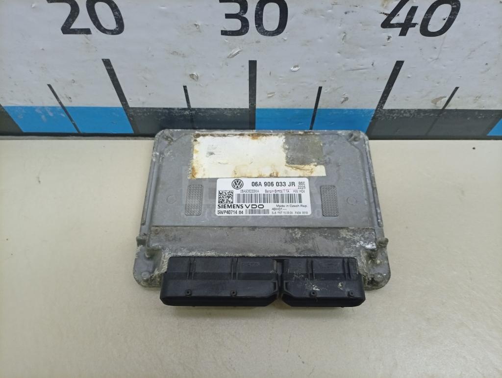 Блок управления двигателем 06A906033JR VAG