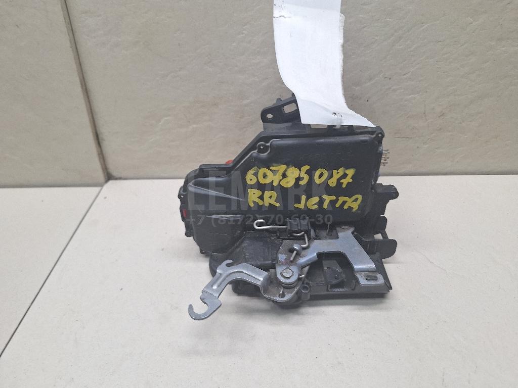 Замок двери задней правой 7L0839016D VAG