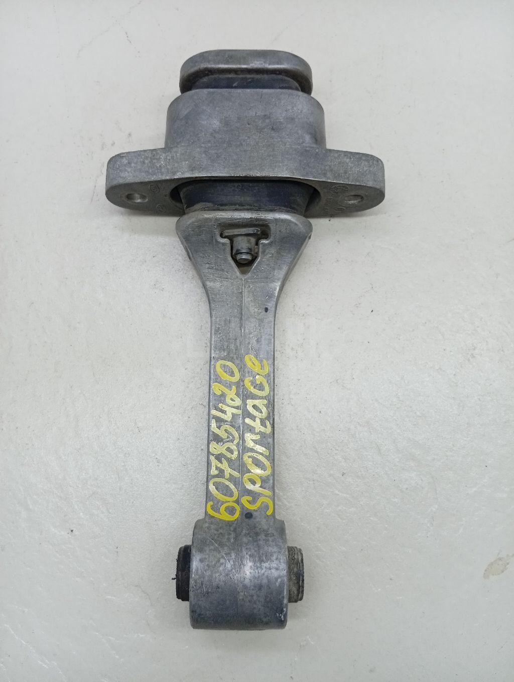 Опора двигателя задняя 219502S000 Hyundai-Kia