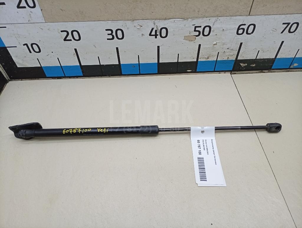 Амортизатор двери багажника 5L6827550 VAG