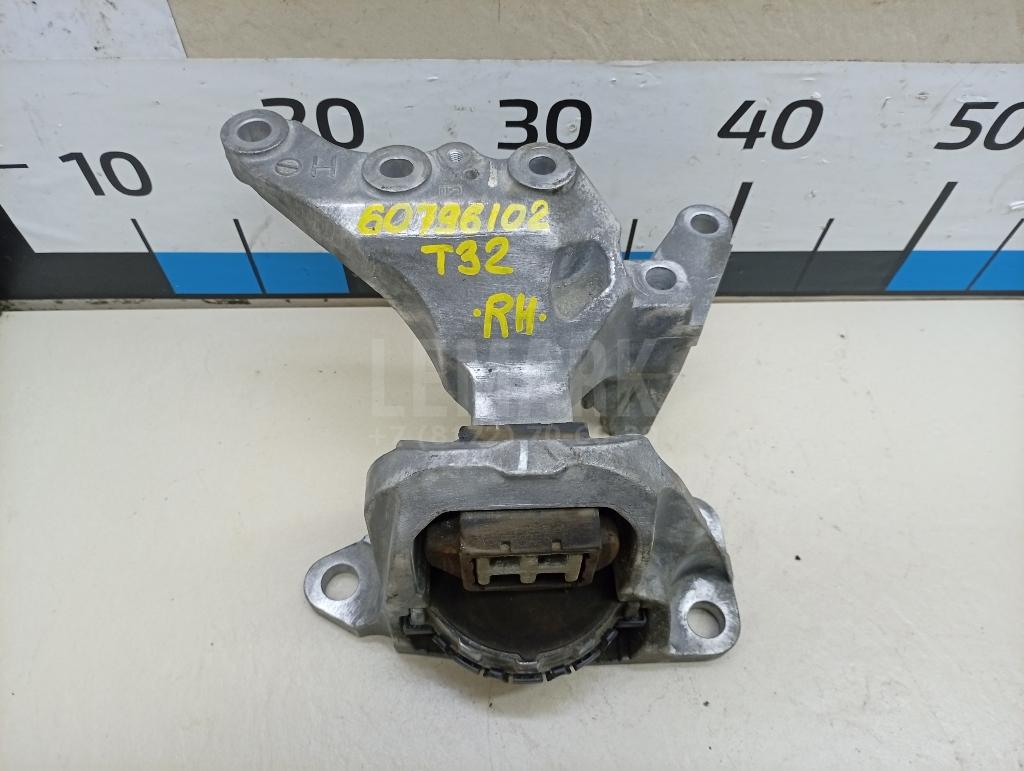 Опора двигателя правая 112104BB0B Nissan