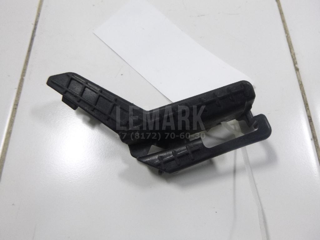 Кронштейн заднего бампера правый 86678C6000 Hyundai-Kia