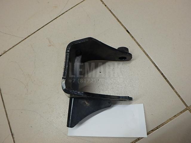 Кронштейн двигателя 1232128200 Toyota