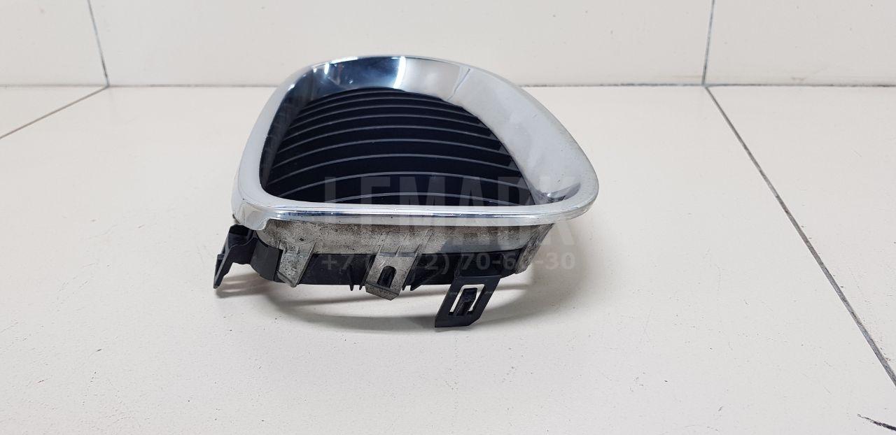 Решетка радиатора левая для  BMW X1 F48 2014-2022