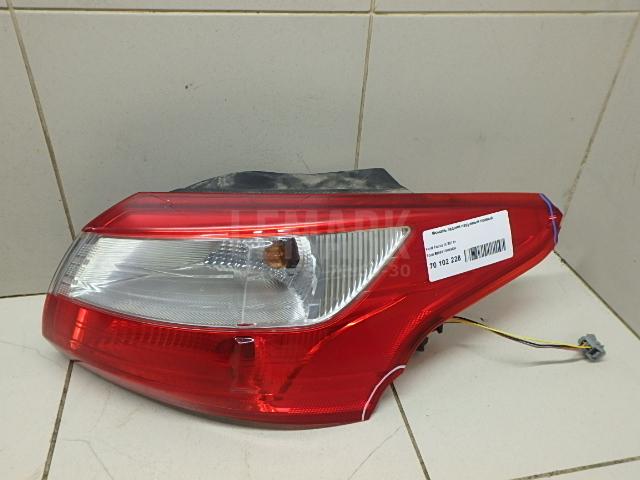 Фонарь задний наружный правый BM5113404CH Ford