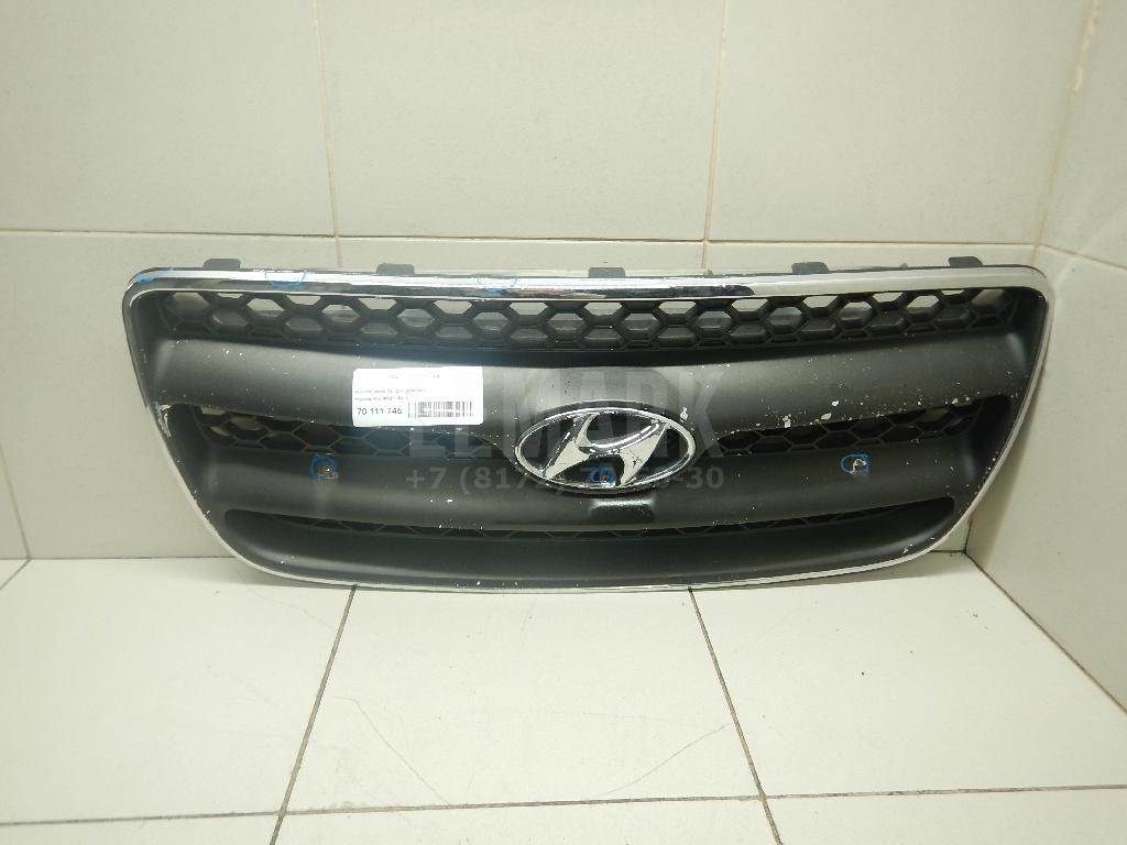 Решетка радиатора 865612B010 Hyundai-Kia