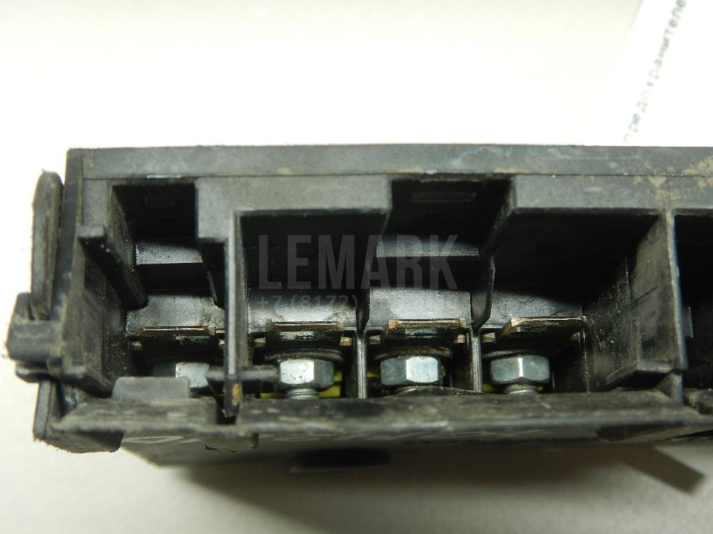 Крышка блока предохранителей для  Audi V8 1988-1994