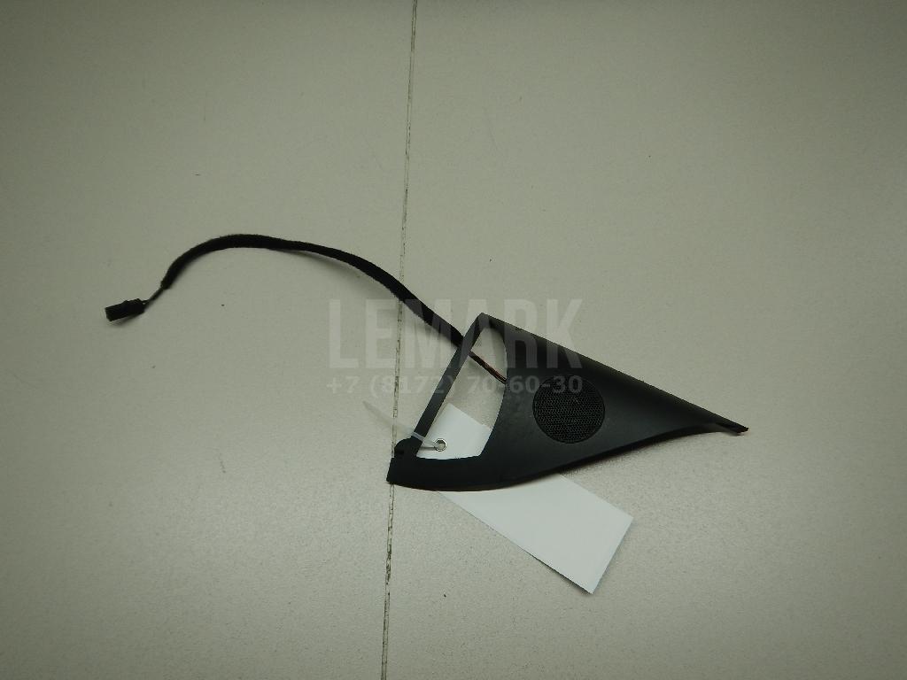 Крышка зеркала внутренняя левая 7L6857933B VAG