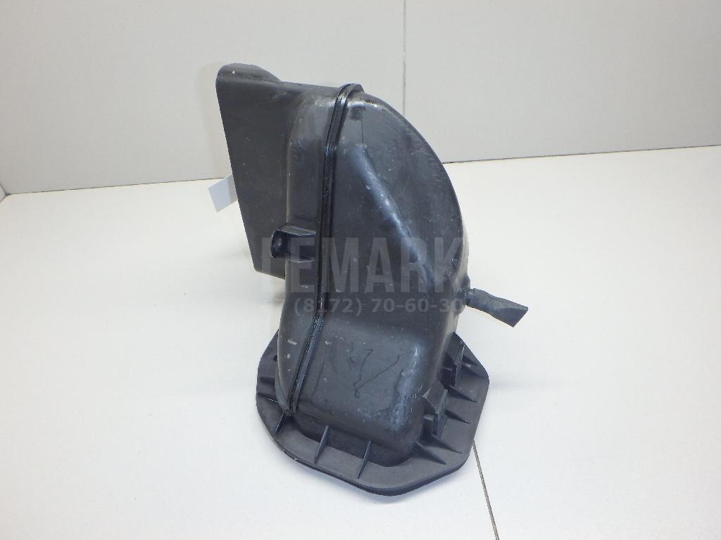 Воздухозаборник (внутри) 7L0819049 VAG