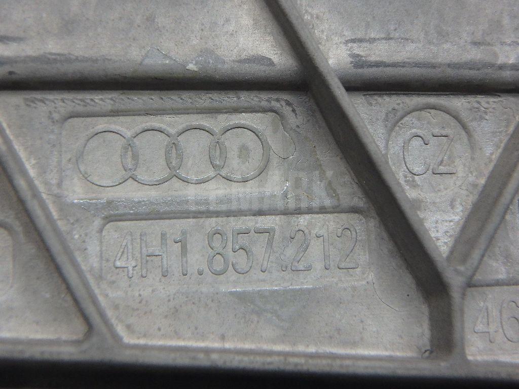 Накладка декоративная для  Audi Q3 (F3N) Sportback 2019