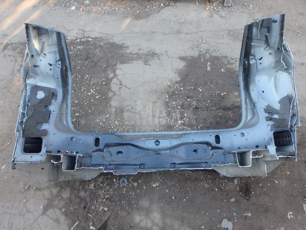 Панель задняя для  BMW 1-serie E87/E81 2004-2011