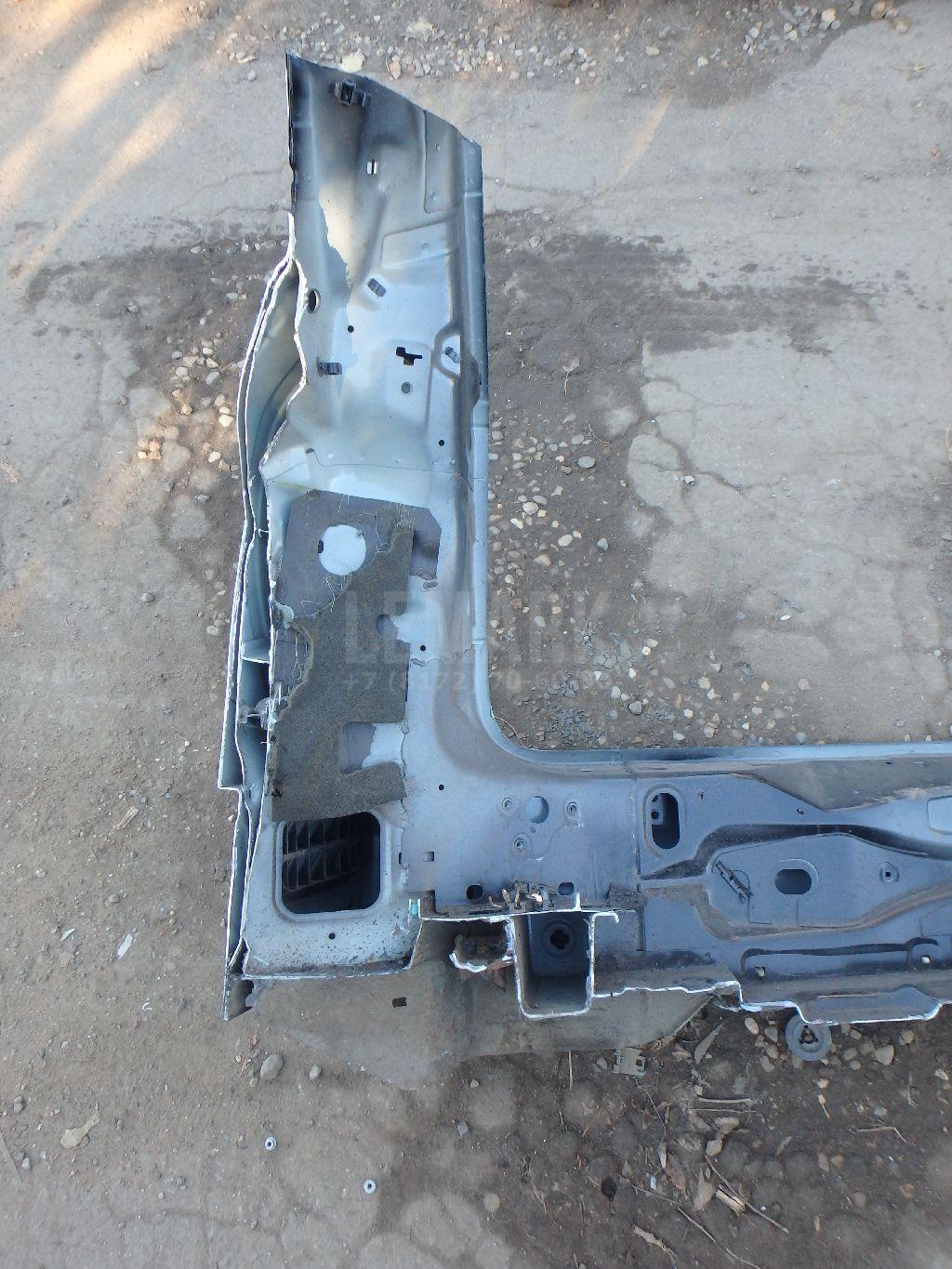 Панель задняя для  BMW 1-serie E87/E81 2004-2011