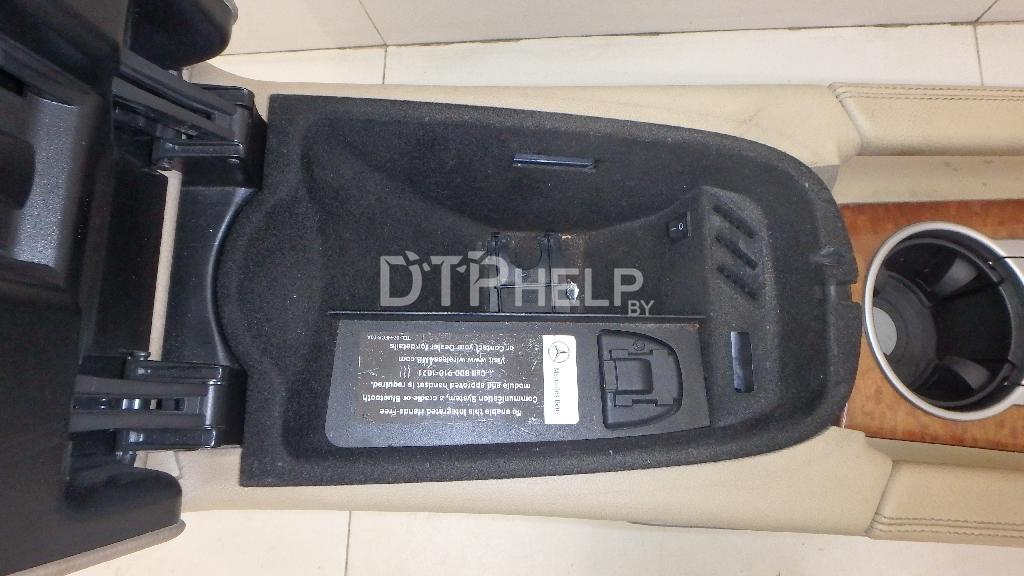 Фото Подлокотник для Mercedes GL-Class X164  2007