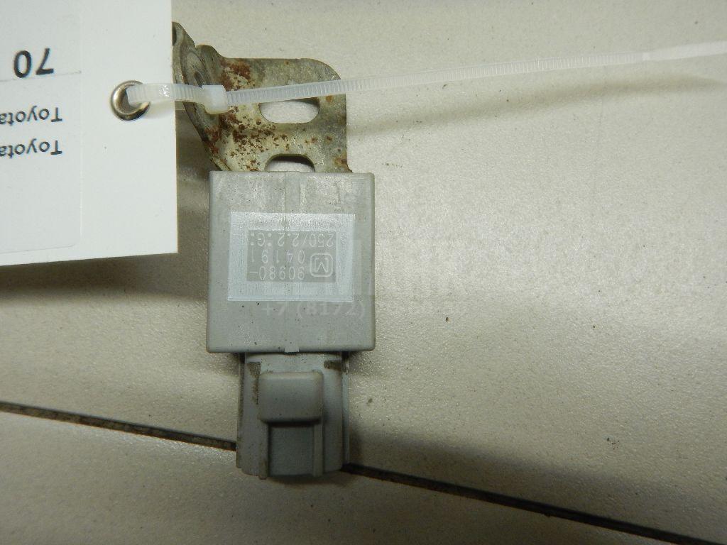 Конденсатор 9098004191 Toyota