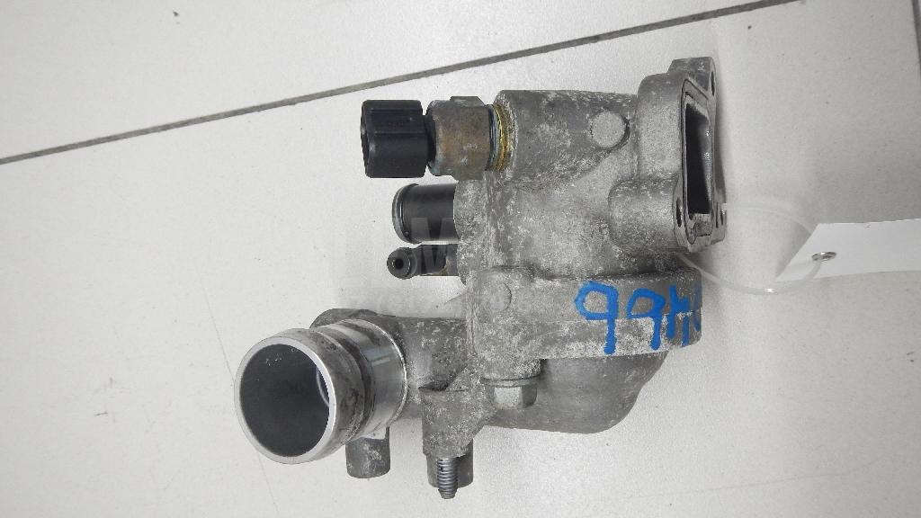Корпус термостата 256102A620 Hyundai-Kia
