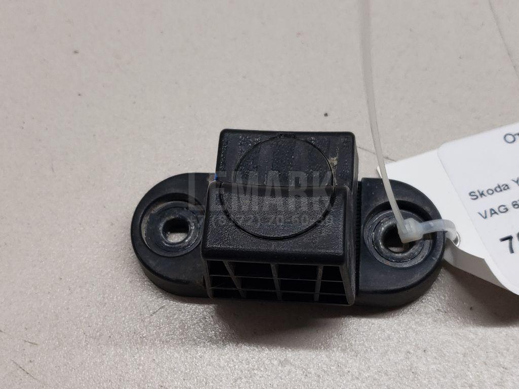 Отбойник крышки багажника 6Y0827240E VAG