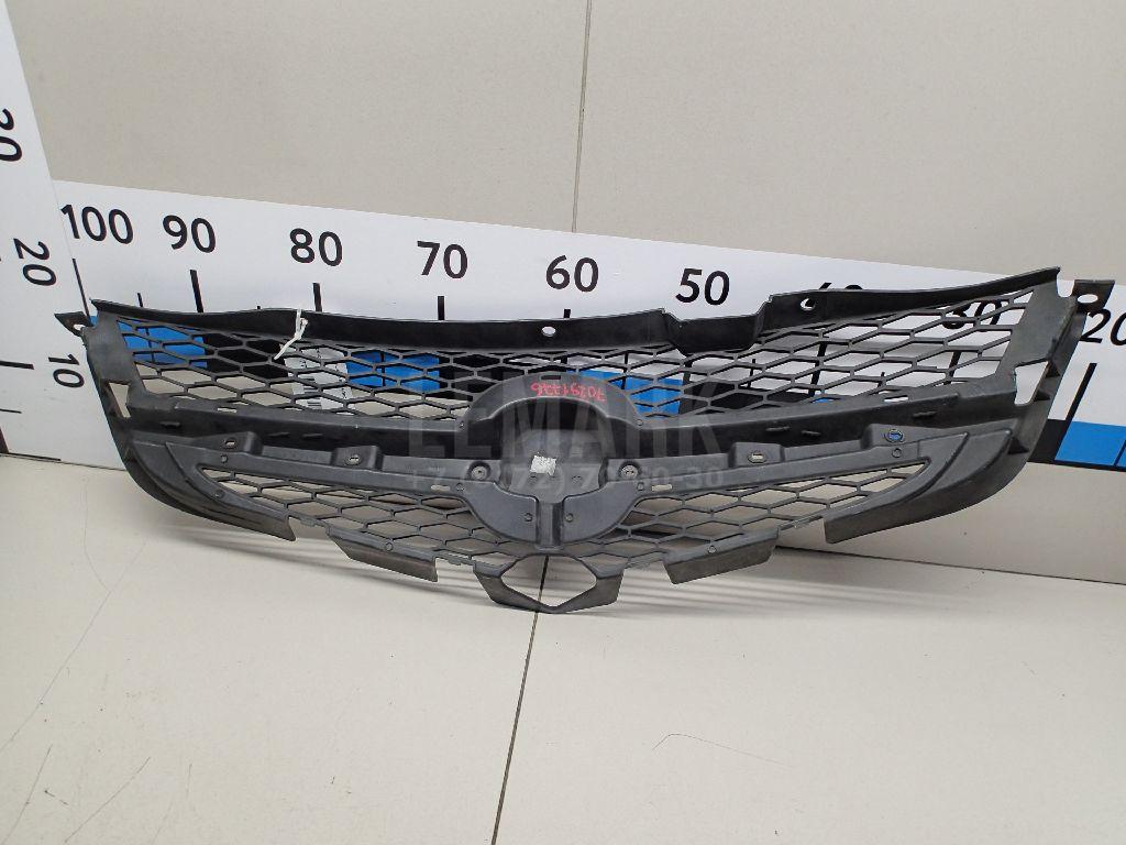 Решетка в бампер для  Audi A8 [4D] 1999-2002