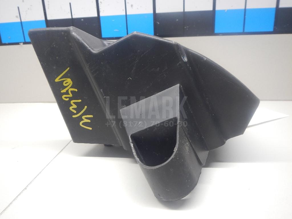 Кронштейн заднего бампера правый для  Ford Focus I 1998-2005