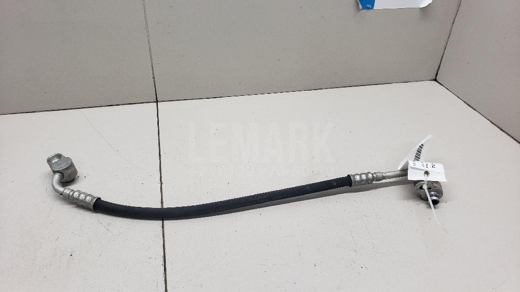 Трубка кондиционера 7L0820739 VAG