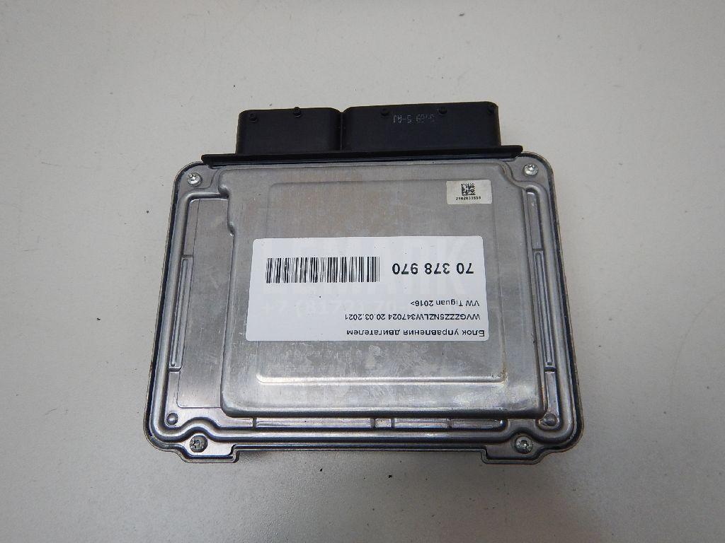 Блок управления двигателем 05E906018BB VAG