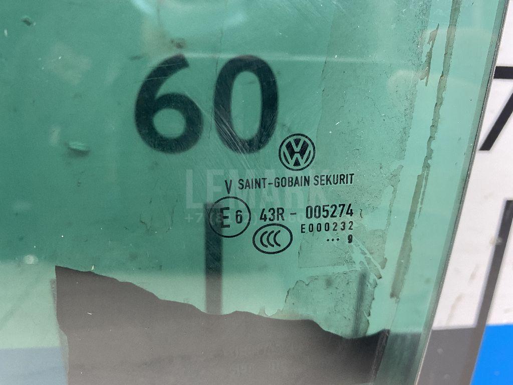 Стекло двери задней левой 3C8845205A VAG