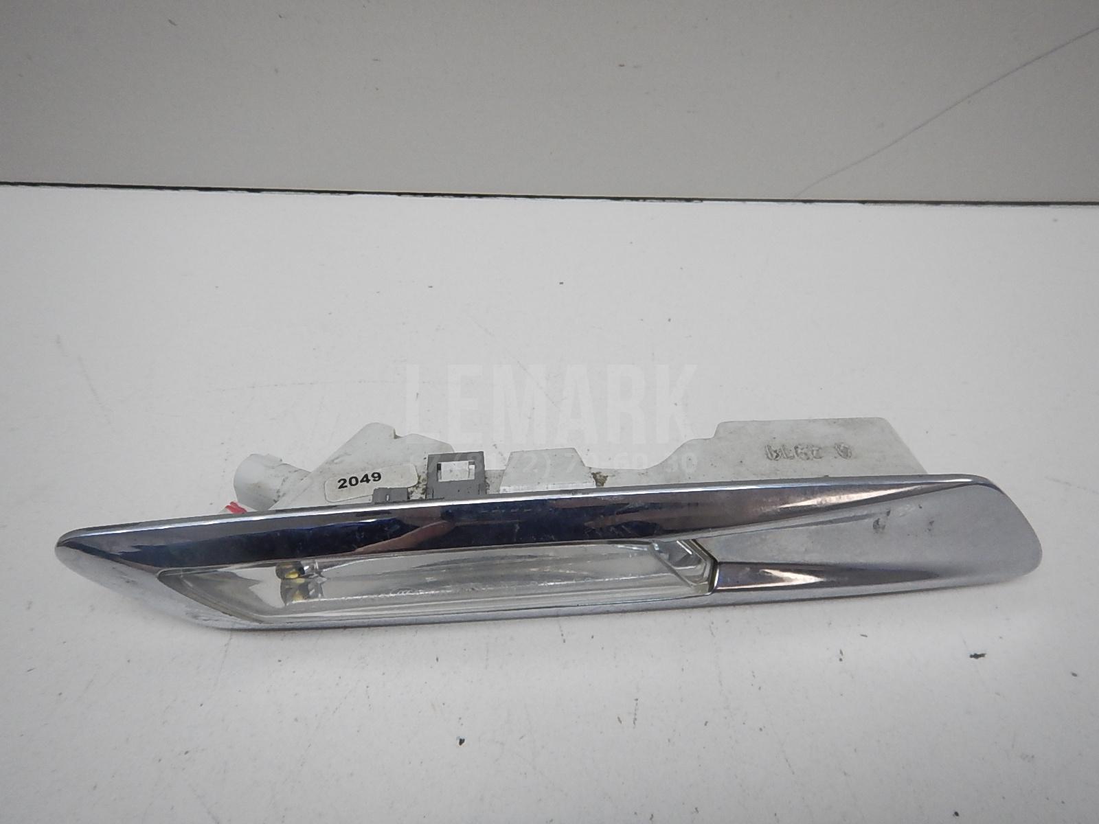 Повторитель на крыло левый для  BMW 3-serie F30/F31/F80 2011-2020