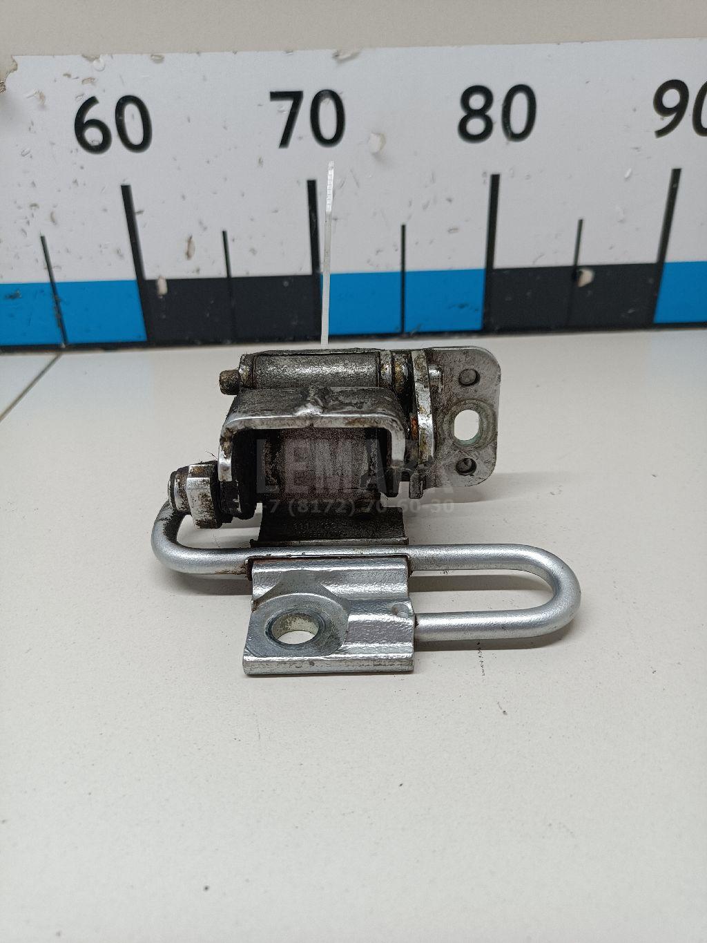 Петля двери задней правой нижняя 1T0833412C VAG