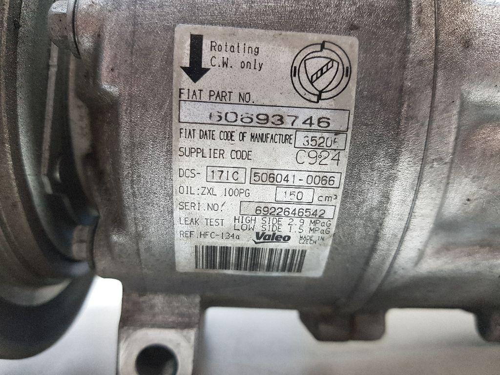 Компрессор кондиционера для  Audi R8 2007-2015