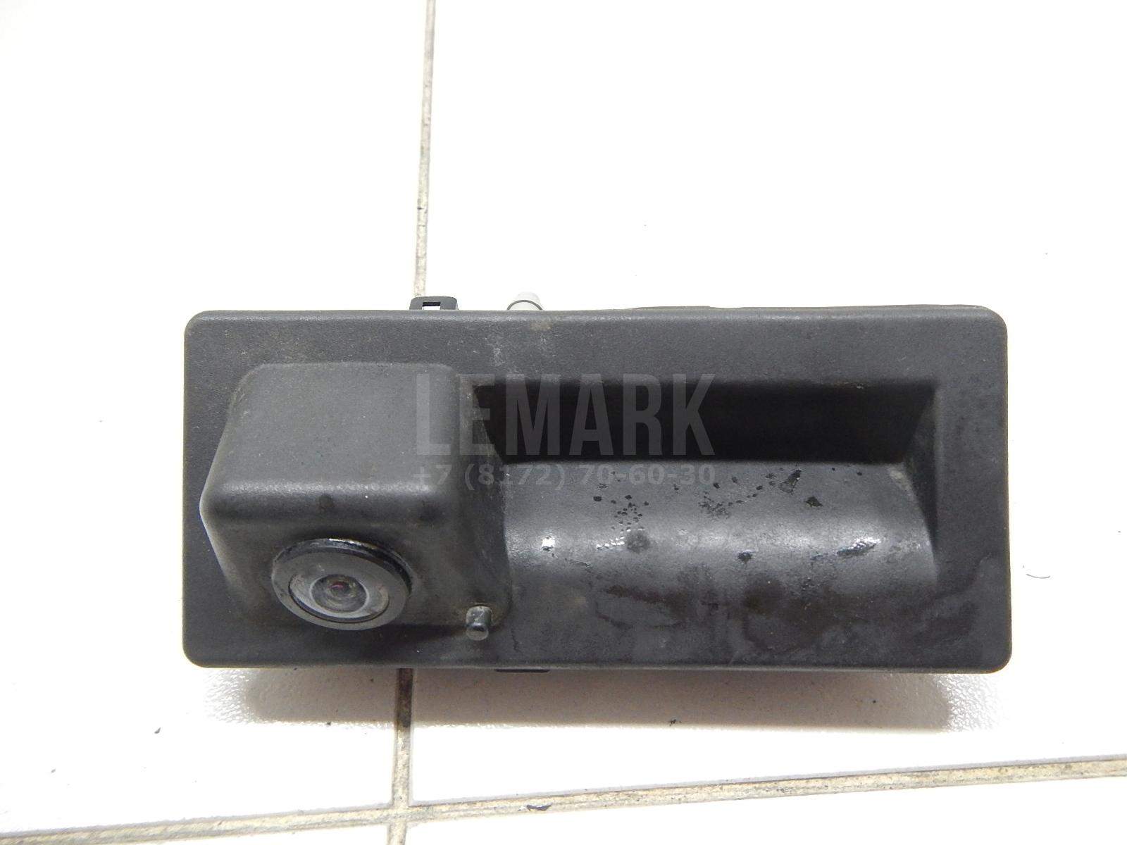 Кнопка открывания багажника 5NA827566B VAG