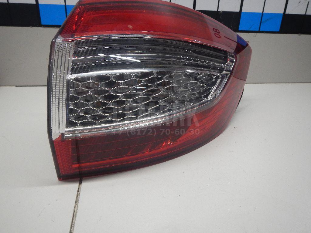 Фонарь задний наружный правый 1767492 Ford
