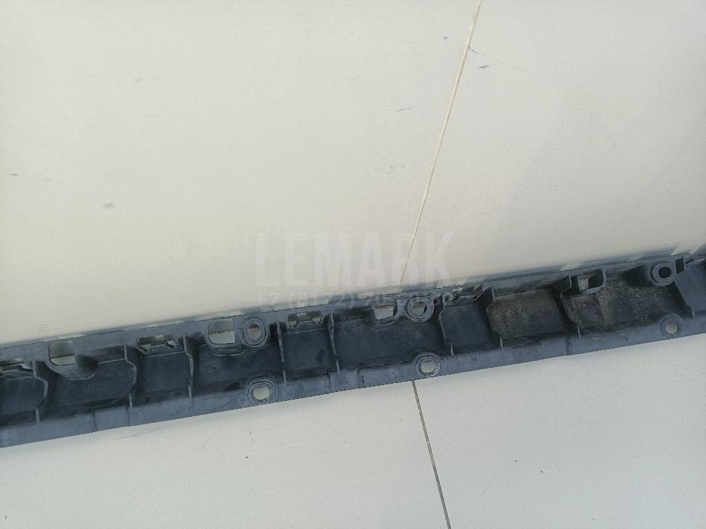 Кронштейн накладки на порог (наружней) для  BMW 1-serie E82/E88 2007-2013
