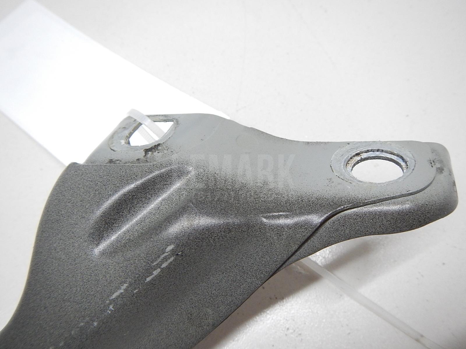 Кронштейн крепления крыла для  BMW 1-serie E87/E81 2004-2011