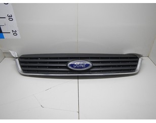 Решетка радиатора для Ford Kuga 2008-2012 б/у состояние отличное